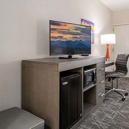 Quality Inn Asheville Downtown Tunnel Rd מראה חיצוני תמונה