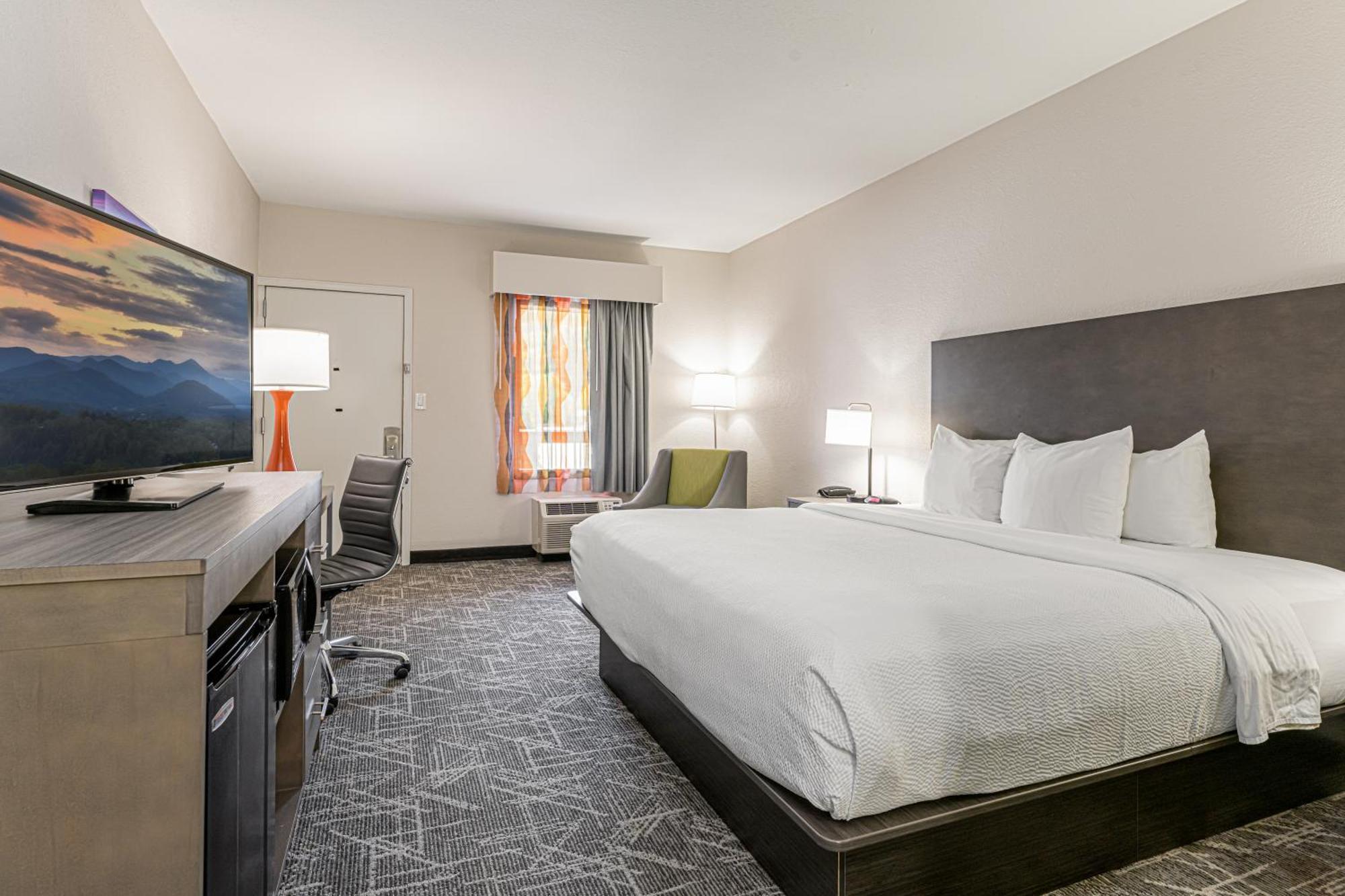 Quality Inn Asheville Downtown Tunnel Rd מראה חיצוני תמונה